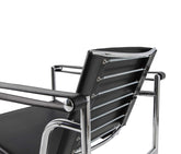 1 Fauteuil à dossier basculant |