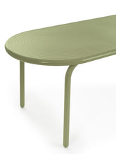 Groove Obround Table |