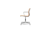 Aluminium Chair EA 104 |