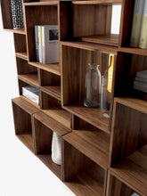 Freedom Bookshelf |