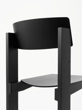 Lira Chair 57A |