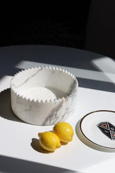 Triangoli White Vessel |