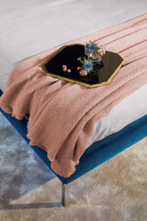 Nid Throw-blanket |