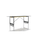 Brut | Table |