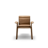 Shell Chair |