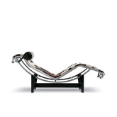 4 Chaise Longue à reglage continu - Le Corbusier |