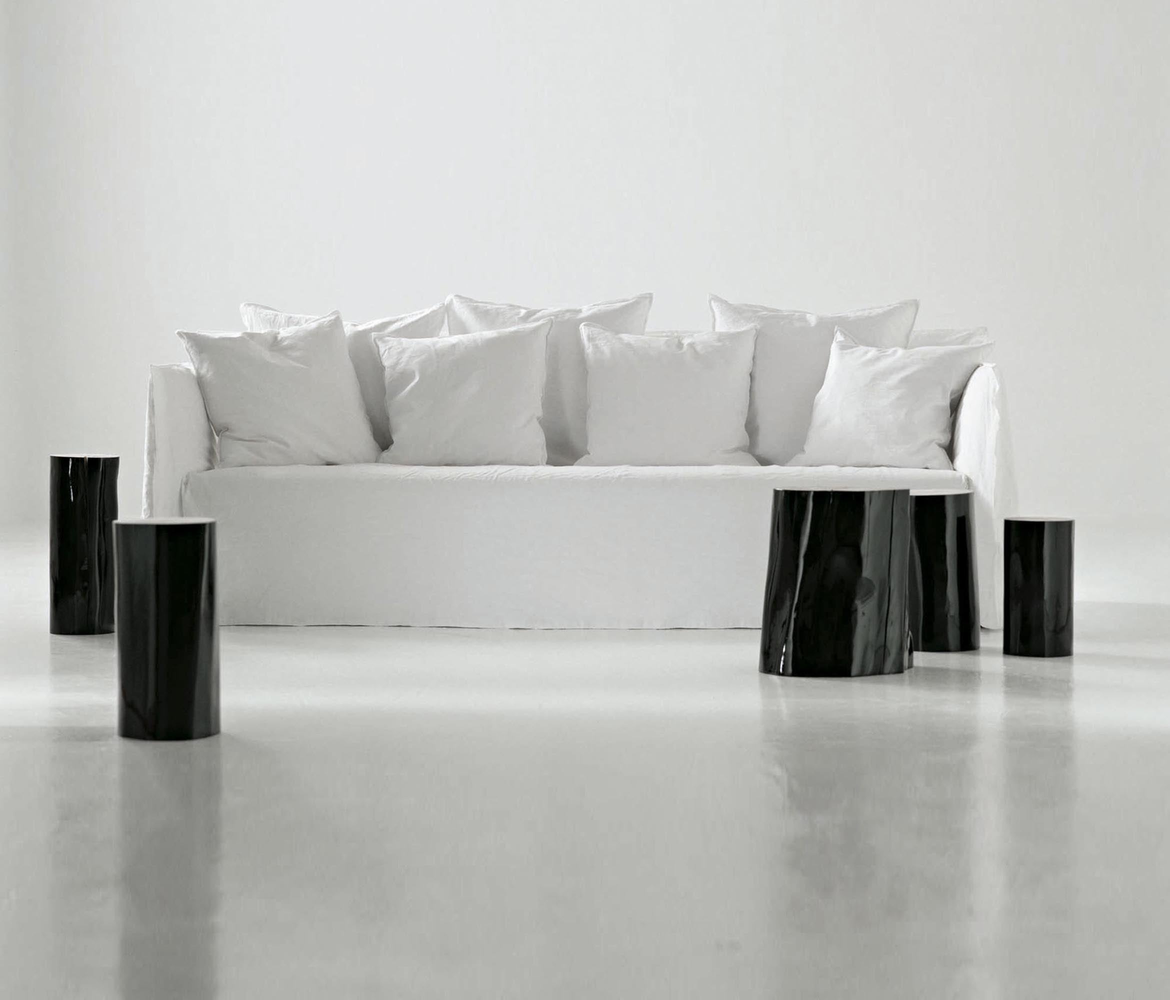 Ghost Sofa | Interni