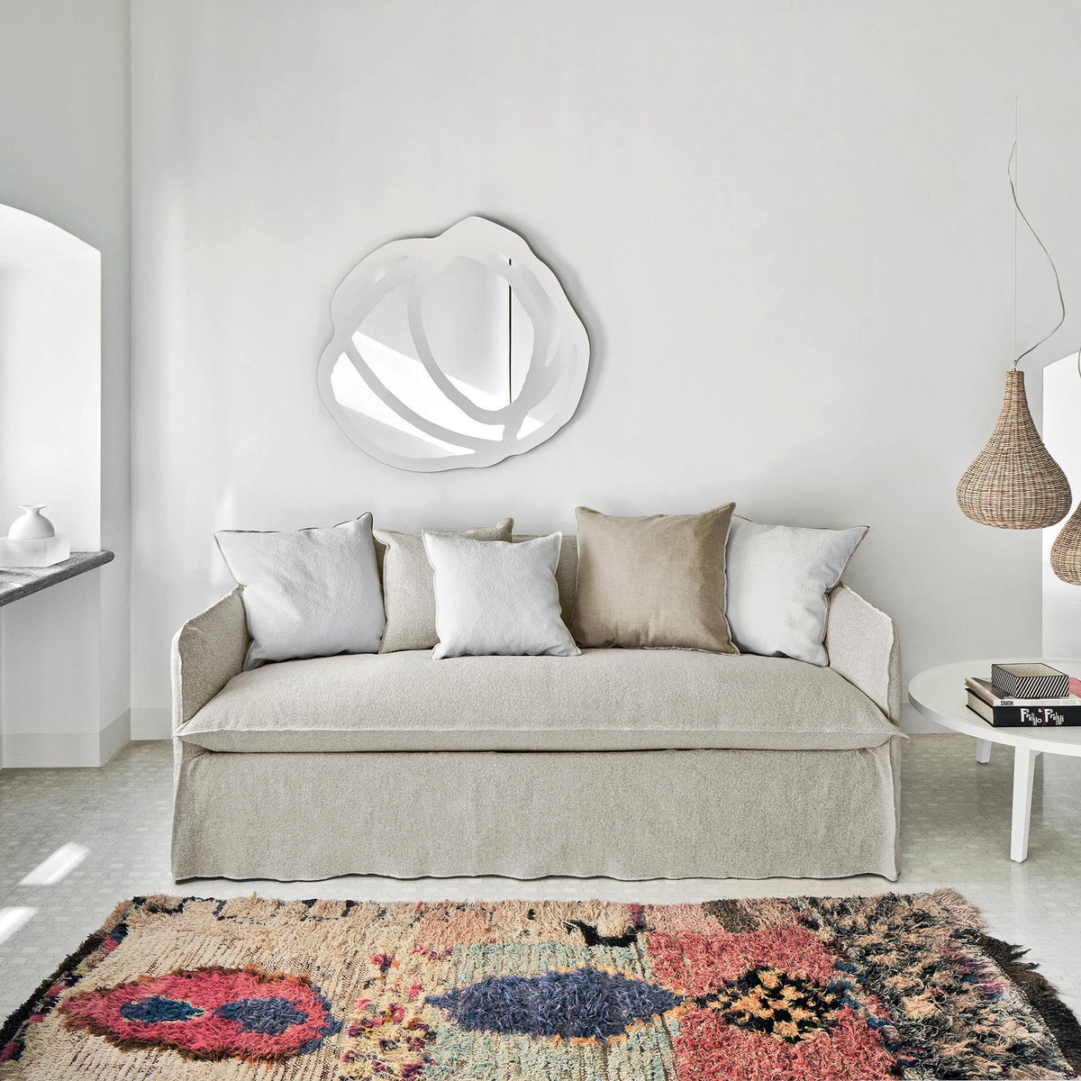 Ghost Sofa | Interni