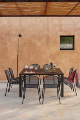 Quadro - Square table for eight |