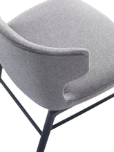 Vesta Chair |