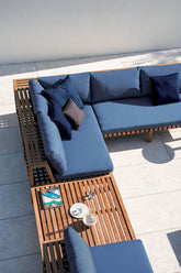 Network Coffee Table |