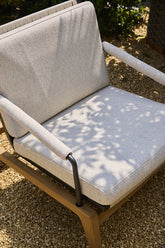  | 