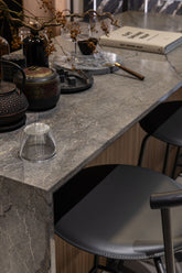 | 